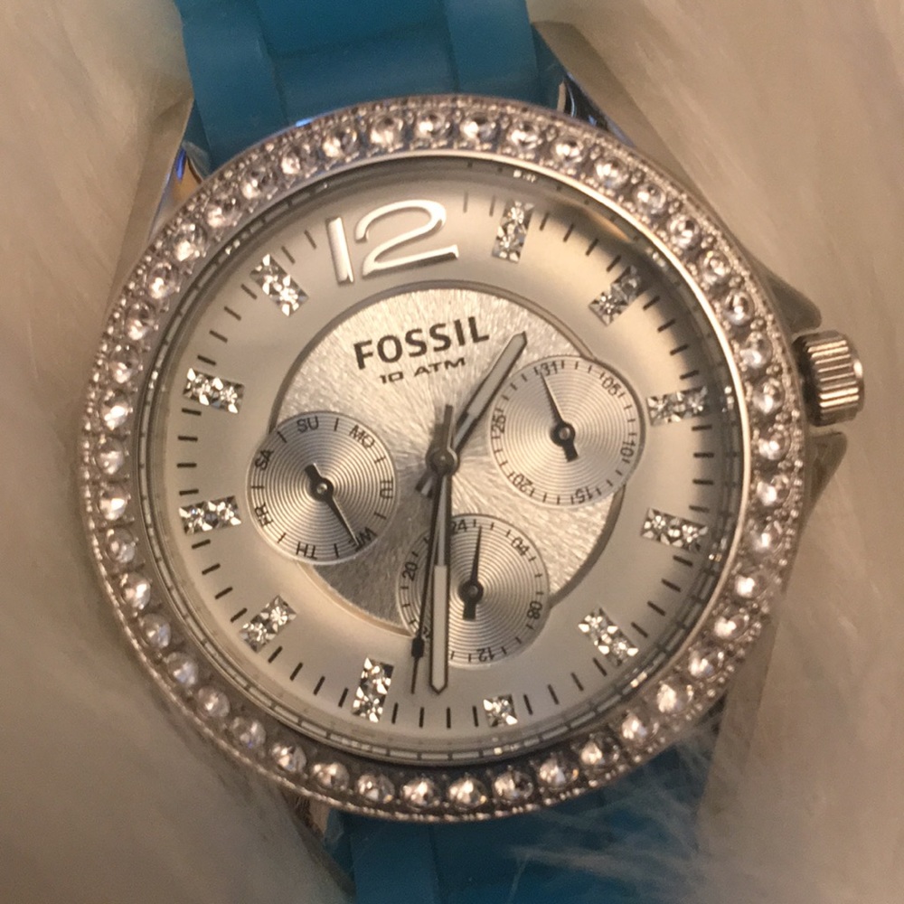 Fossil Watch - Picture 4 of 8